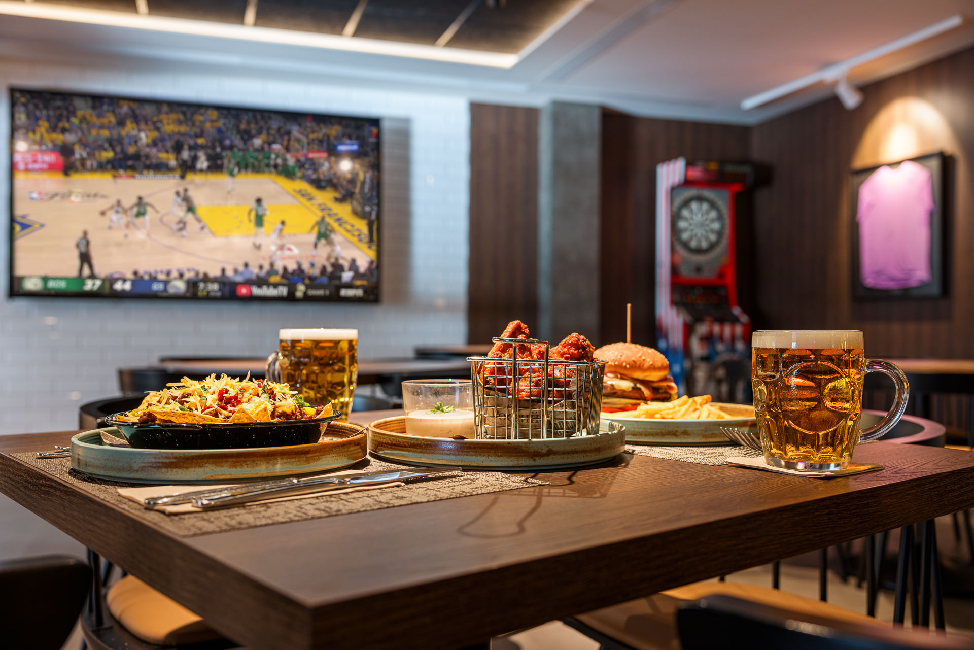 015_alta_playaballena Legends Sport Bar.jpg